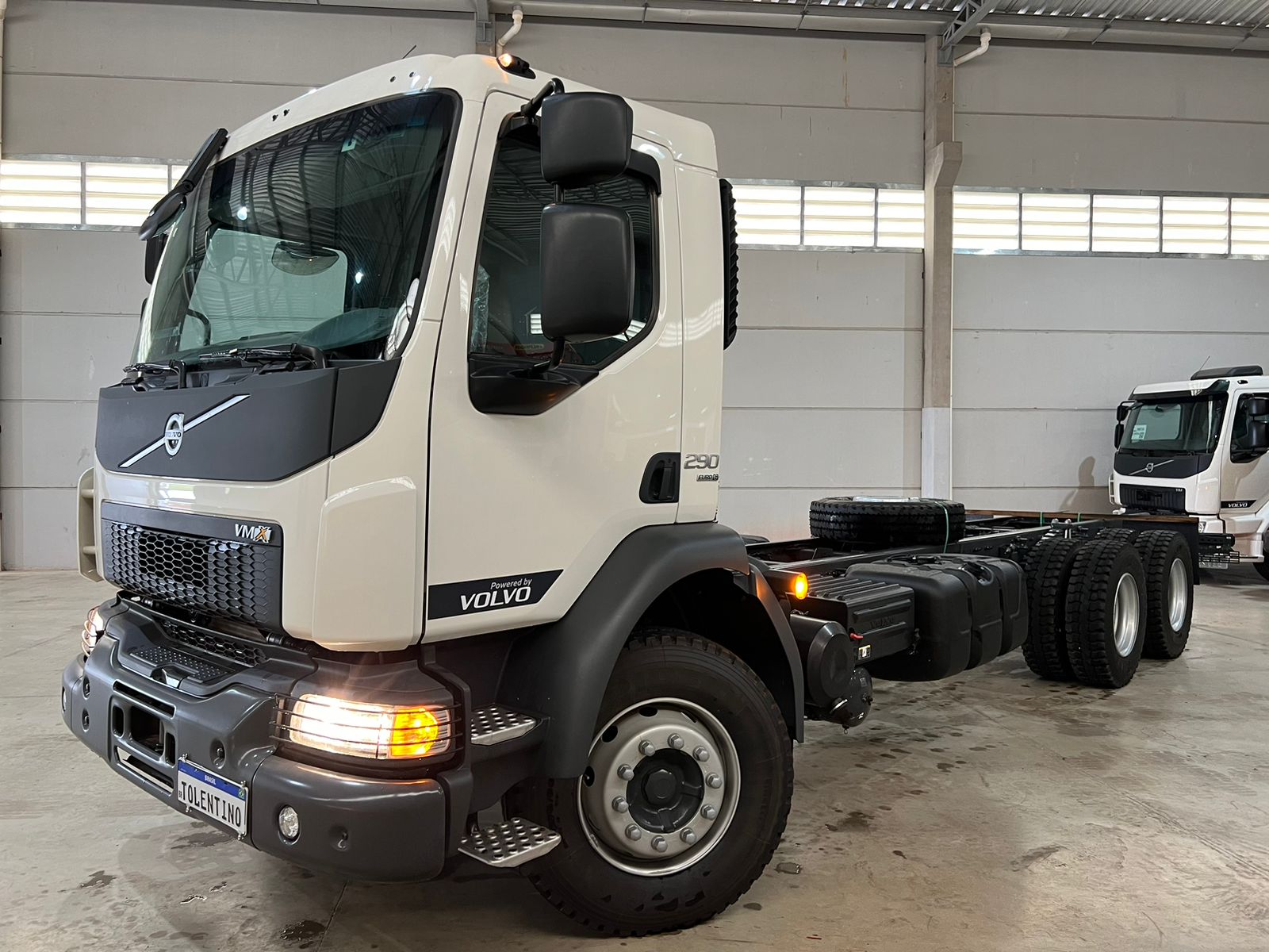 Foto do produto VOLVO VM290 TRAÇADO